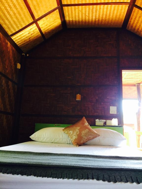 Phayam Garden View Hotel Koh Phayam Exterior photo