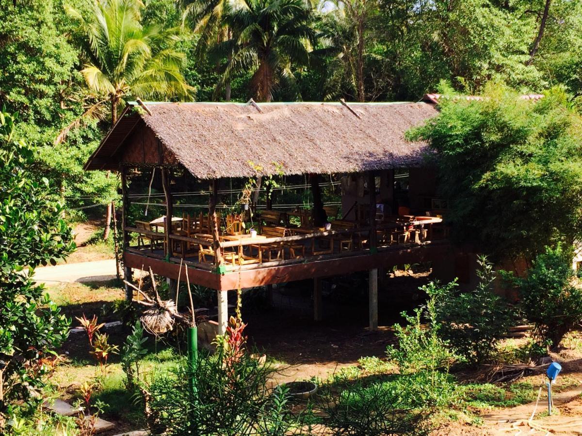 Phayam Garden View Hotel Koh Phayam Exterior photo